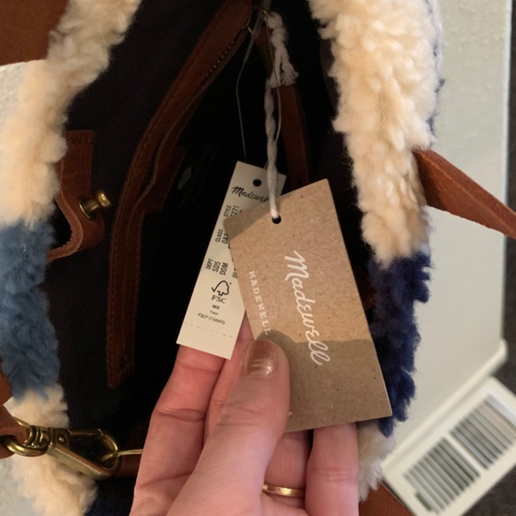 NWT Madewell Small Transport Crossbody in Checkered Shearling - Picture 5 of 6